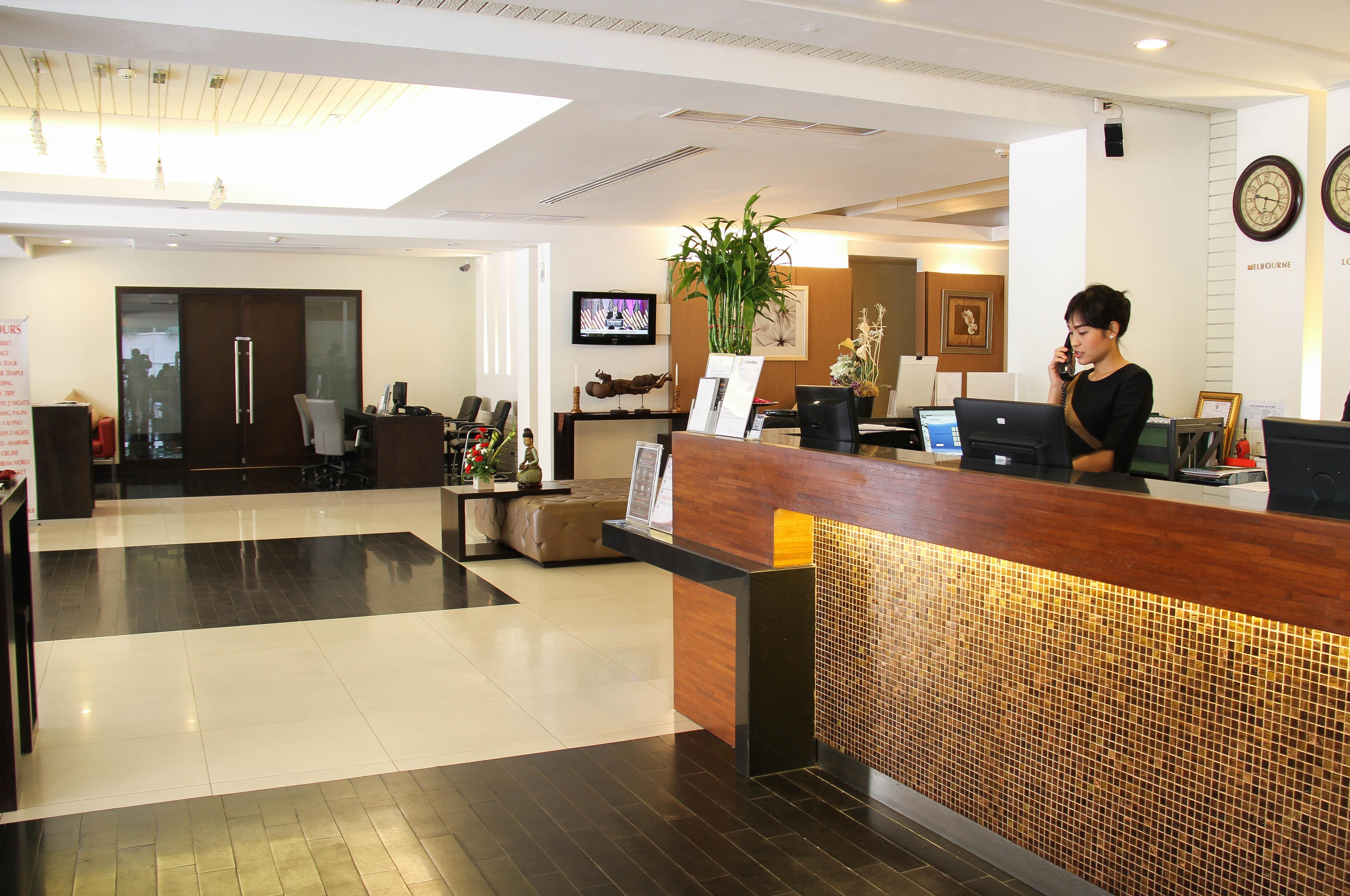 Furamaxclusive Sathorn, Bangkok Hotel Exterior photo