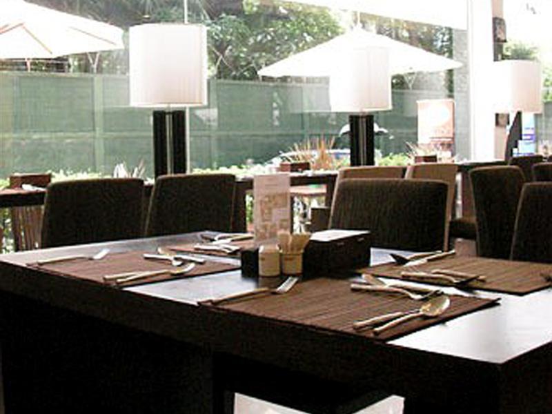 Furamaxclusive Sathorn, Bangkok Hotel Exterior photo