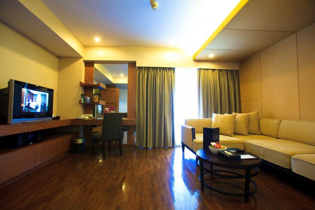 Furamaxclusive Sathorn, Bangkok Hotel Exterior photo
