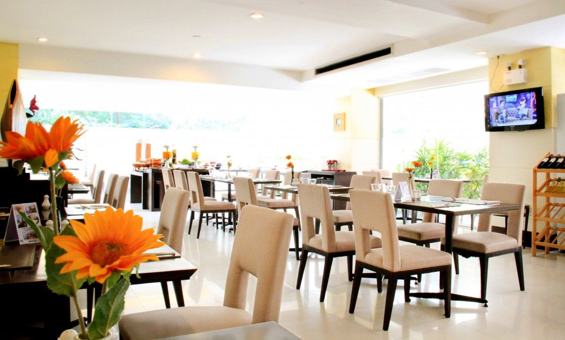 Furamaxclusive Sathorn, Bangkok Hotel Exterior photo